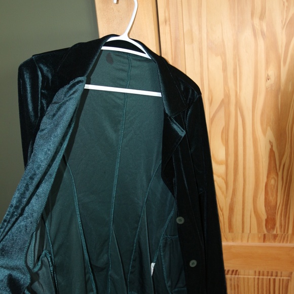 NWT Dark green velvet blazer - Picture 4 of 7